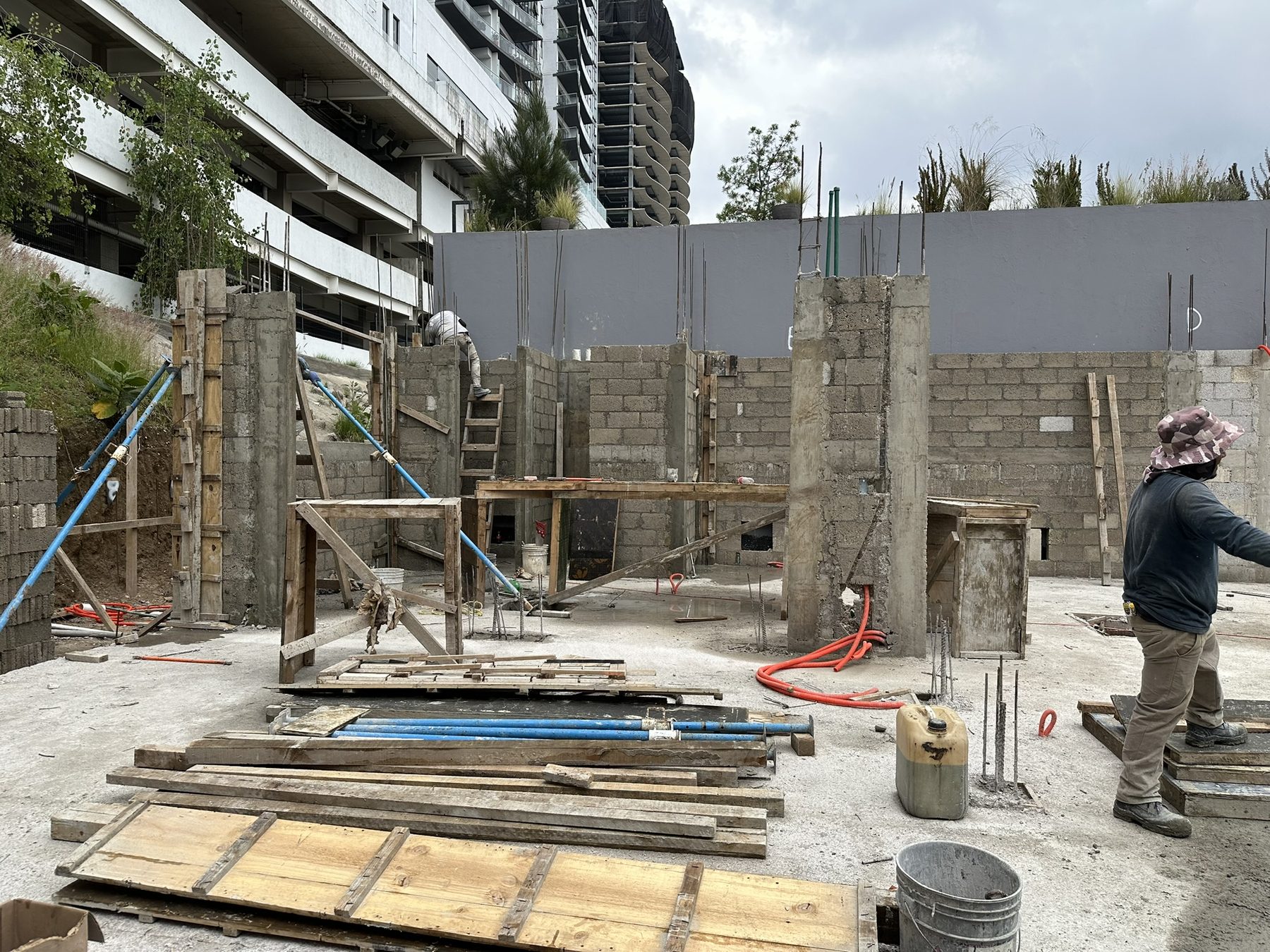 View House, avance de obra durante la construcción de la estructura